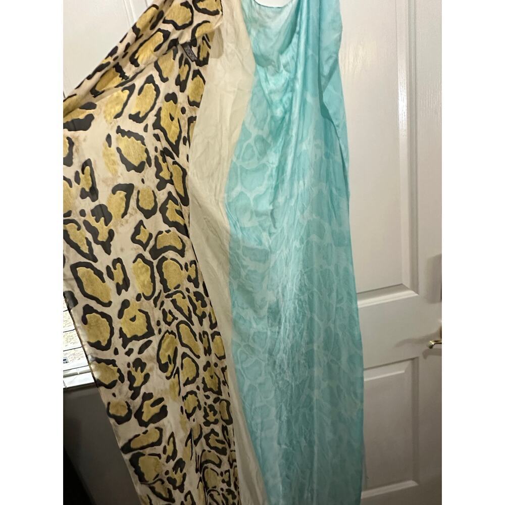Gucci Oversize Wrap Scarf Shawl Animal Leopard Print Silk Blue - Picture 3 of 4